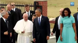 Pope Francis Begins First U.S. Visit, Greeted by Obama