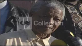 MANDELA FILE:MANDELA VOTING 1994