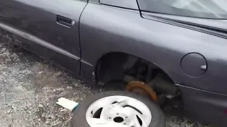 Dangerous donut driving in Detroit putting spectators at double the risk