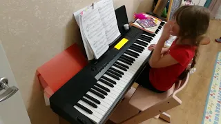 Коровушка на пианино ( Piano cow )