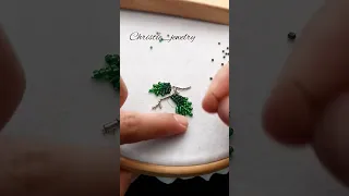вышивка рождественской веточки из бисера своими руками