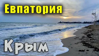 Отдых в Крыму зимой. Показываю квартиру в Евпатории, которую снимал в феврале. Море и шум волны....