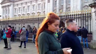 A walk past Buckingham Palace