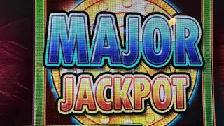 Major Jackpot On Huff n Even More Puff! Live as it happens! Huge jackpot hand pay!