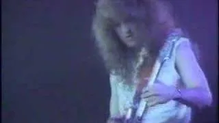 Jake E Lee Solo