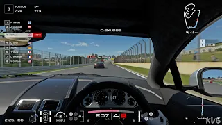 Gran Turismo 7 - Aston Martin V8 Vantage S 2015 - Cockpit View Gameplay (PS5 UHD) [4K60FPS]