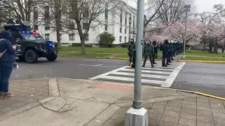 Armed Protesters outside Salem Oregon state capital