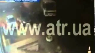 В Сети появилось видео захвата здания Верховного сов...
