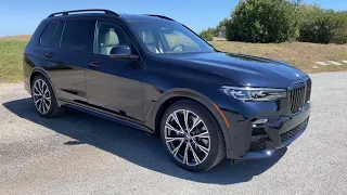 Tour the 2022 X7 xDrive40i in Carbon Black | 4K
