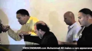 Muhammad Ali makes rare South Beach appearance