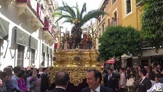 La Borriquita en la Cuesta del Bacalao con la Banda del Sol | Semana Santa Sevilla 2023