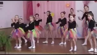 Танец "Маленькие Звезды"