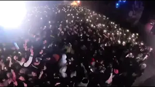 6ix9ine stage dive fail at Beach, Please! ROMANIA