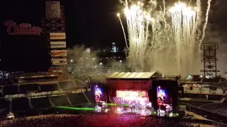 Paul McCartney- Live and Let Die@ Citizens Bank Park 7/12/2016