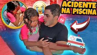 A MANU SE MACHUCOU NA PISCINA!!! (entrei em desespero)