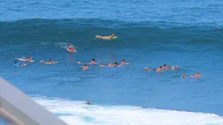 SURFING ULUWATU FREE SURFERS CATCH THE WAVES, 5/MAR/2024