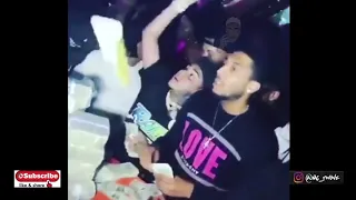 6ix9ine  throws all his money away