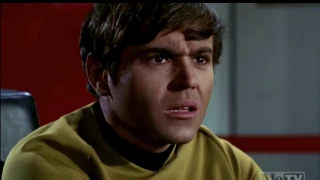 Star Trek - Kirk Interphased And Rescued