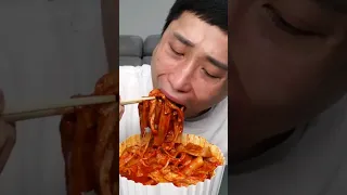 엽기떡볶이 매운맛 레전드먹방 찍어버리는 상호형