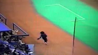 Great Catch By Ball Girl Montreal Expos