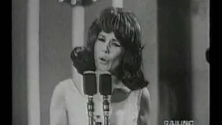 Ornella Vanoni - Abbracciami forte (1965)