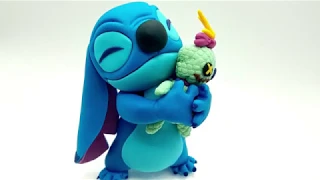 Stitch in fondant. Caketopper