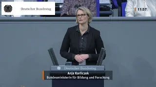 Opposition vermisst Erfolg und Engagement im Bildungssektor