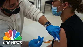 Biden To Announce Mandate for Covid Vaccinations, Strict Testing For Federal Workers