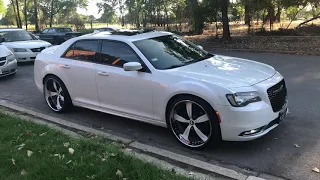 Chrysler 300s hemi on 24 inch forgiatos