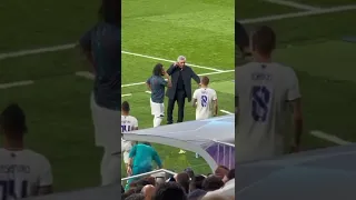 Toni Kroos and Marcelo acting as assistant coaches for Carlos Ancelotti