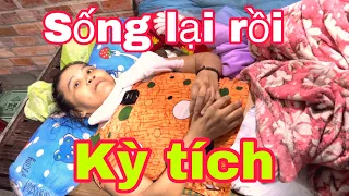 Kỳ Tích Chị Tuyền Tỉnh Lại đòi ăn khiến cả nhà hốt hoảng