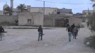 Libya gun fight in Misrata (video by Sebastian Meyer)