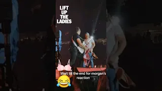 Morgan and Hardy have 100 bras thrown on Stage 😨🫣🤣 #shorts #morganwallen #hardy #countrymusic