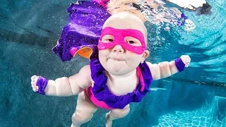 Los bebes nadadores más simpáticos del mundo - natación para bebes