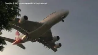 QANTAS A380 Extreme Close Up Landing Heathrow