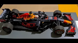 Red Bull RB16B Abu Dhabi GP 2021 Max Verstappen World Champion Spark 1:12 REVIEW