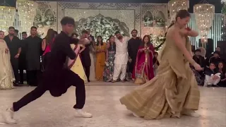 Hania Amir dance with her Boyfriend