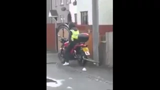 Najgłupszy motocyklista ever
