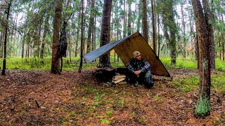 24H Biwak im Dauerregen | Lagerbau, Feuer & Kochen | 0°C und der erste Schnee | survyve