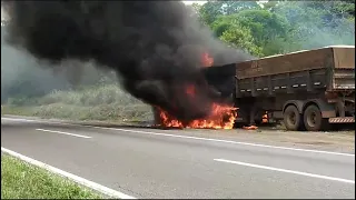 Rádio peão no ar Carreta pegando fogo em Pernambuco 19/01/2024