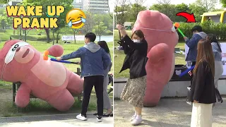 Funny Wake Up Pranks | They have no Idea the Giant Bear will move.