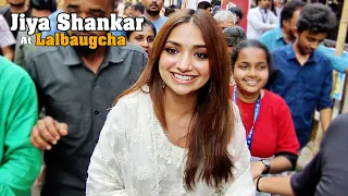 Jiya Shankar At Lalbaugcha Raja Took Blessings Of Ganpati Bappa