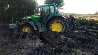 Tractor Stuck In Mud 2017 *UNCUT*