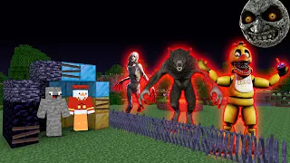 XXL ÜBERLEBEN WIR BASE VS MONSTER in Minecraft ?!