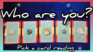 💫 Who Are You? 💫 | Pick-a-Card Reading