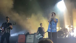 Nothing But Thieves - Impossible live in Groningen, Oosterpoort
