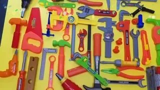 Educational videos for kids learning hand tool names