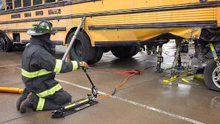 Heavy Lifting Vehicle Extrication with Paratech Hydra Fusion Struts | Firefighter Training