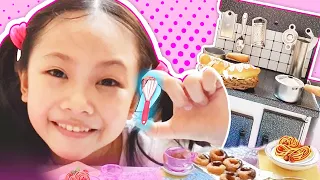 Bug's Real Mini Food Kitchen Set OMG !!!