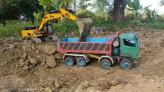 RC pley Construction Hyundai hino 700 Kamaz Fuso Excavator Cat 336D